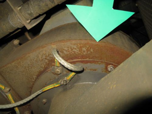 Rusty spots appeared around some train cabs’ axis after only a few rides. (Soucre: www.treinreiziger.nl).
