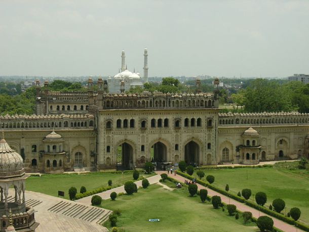 Entrance to Bara Imambara Lucknow - Wikipedia