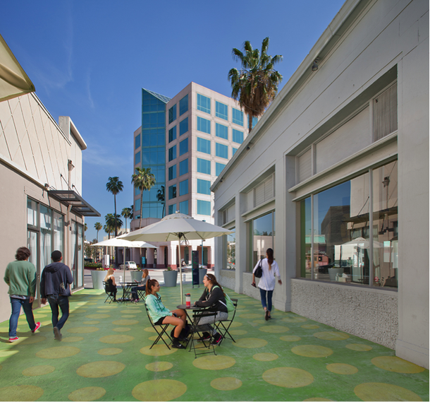 PeopleStPlaza