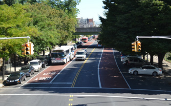 Offset bus lanes
